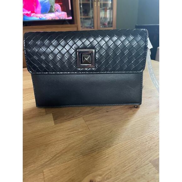 6/$25 Sondra Roberts Squared Woven XL Wallet - Picture 2 of 7